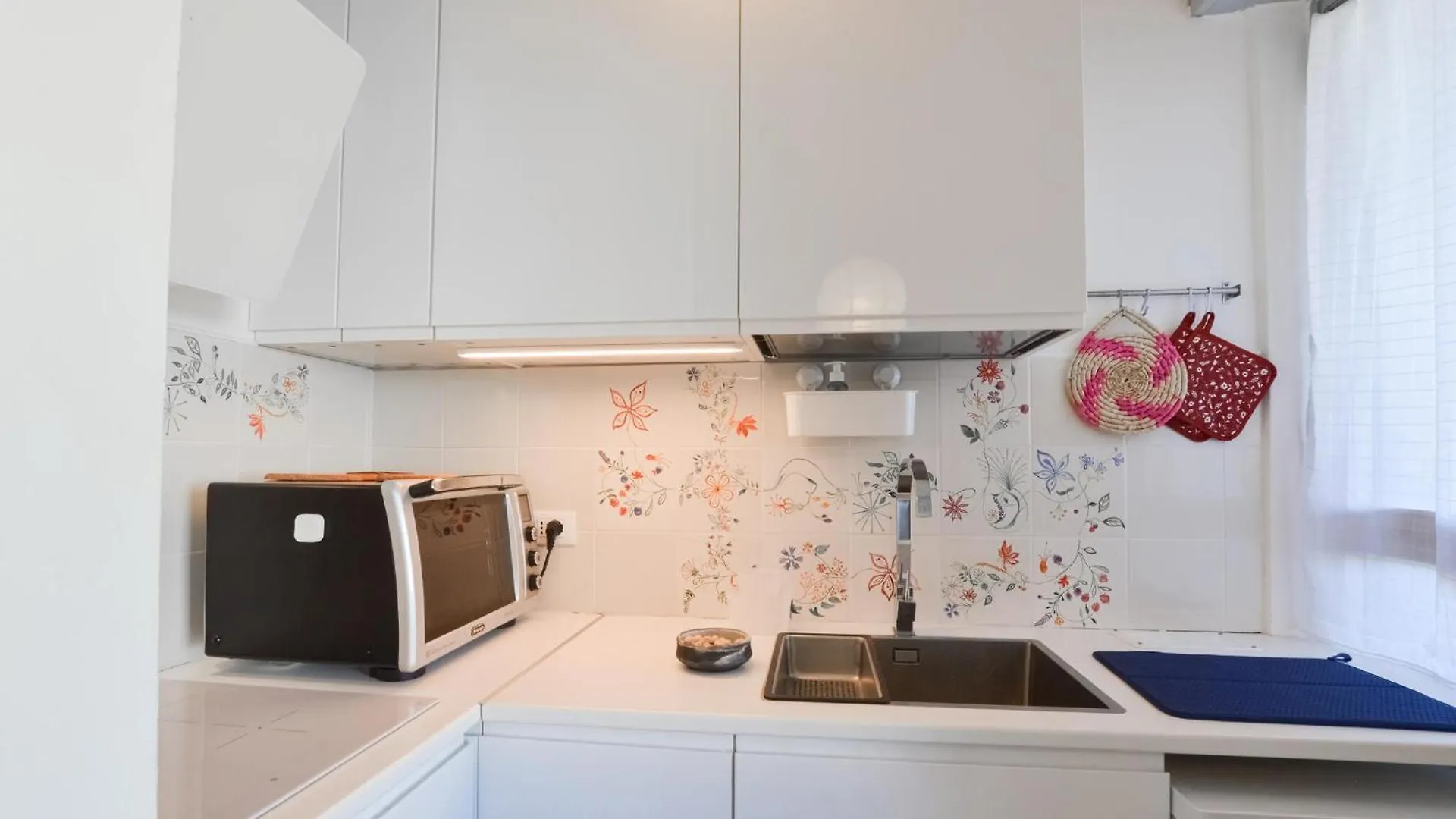 Gorgeous Apartment In Bordighera With Wifi Italy